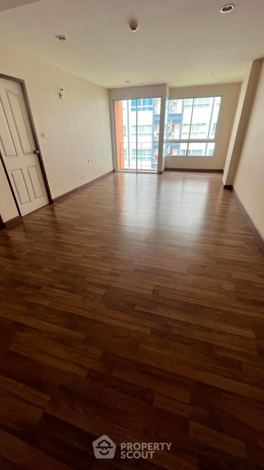 picture 1-BR Condo at PG Rama 9 near MRT Phra Ram 9 (ID 992358) - 1/6