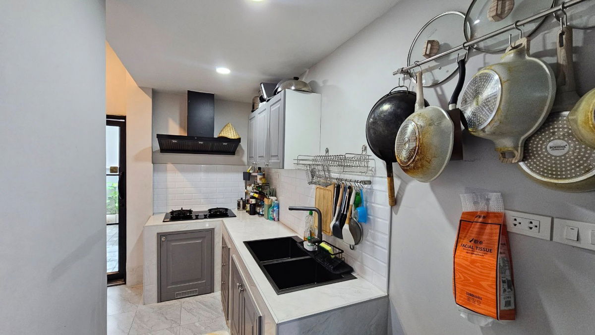 picture Centro Bangna – Modern Luxury Sale Price: 16,900,000 THB (Transfer fee 50/50) Move-in Ready, Fully Furnished - 11/21