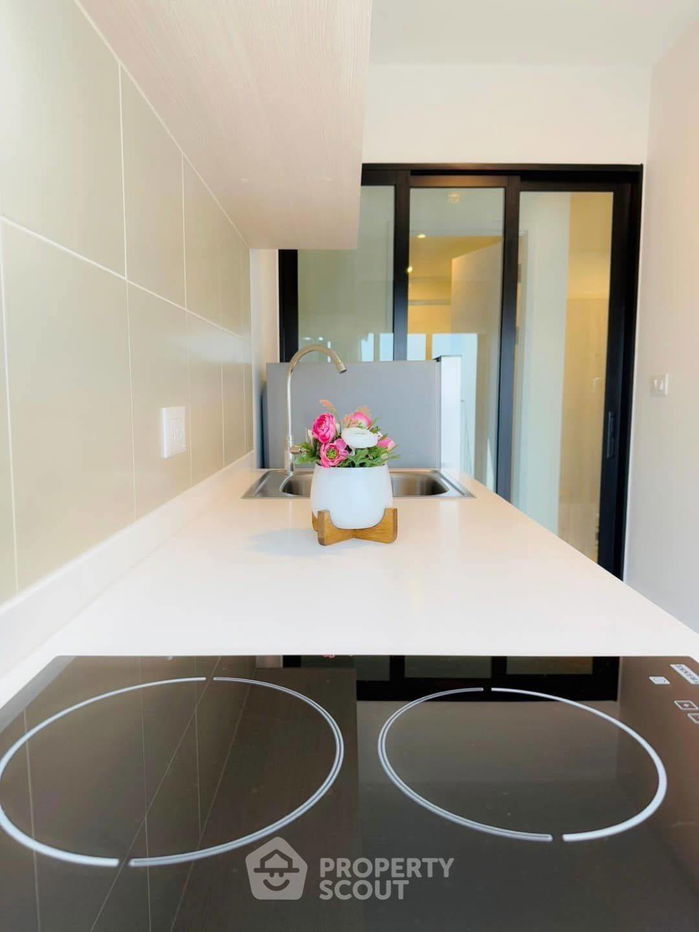 picture 1-BR Condo at Chewathai Hallmark Ladprao - Chokchai 4 in Lat Phrao (ID 2011017) - 5/16