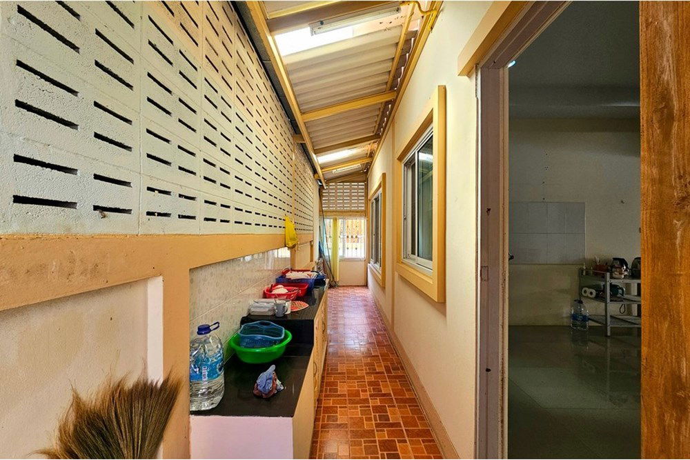 picture [920601001-695] Sup Thani, 3 Bed 3 Bath, in Hua Hin Soi 6 For Sale - 12/30