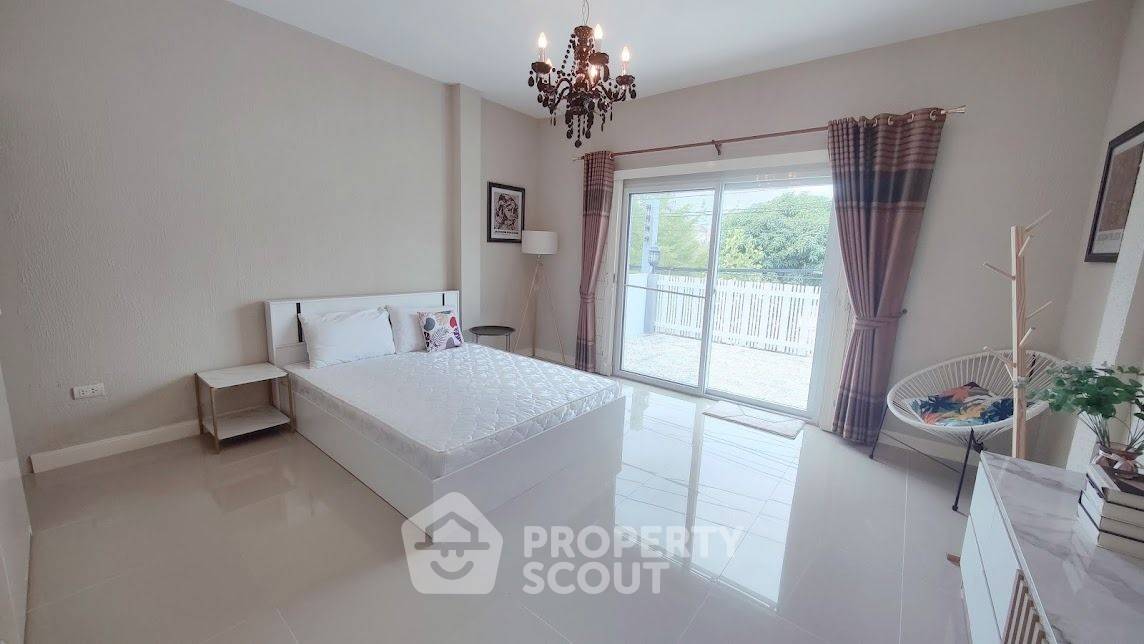 รูป ทาวน์เฮาท์ 2-ห้องนอน ใกล้ พัทยาใต้ (ID 2170800) - รูปที่ 7/17