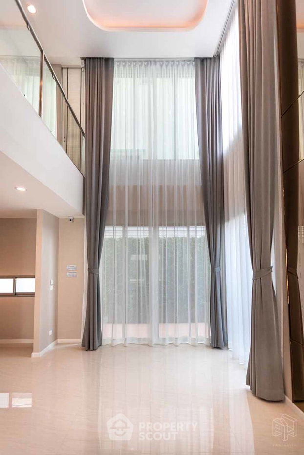 picture 3-BR Townhouse at Qualitia Sukhumvit 62 near BTS Bang Chak (ID 2455620) - 11/18