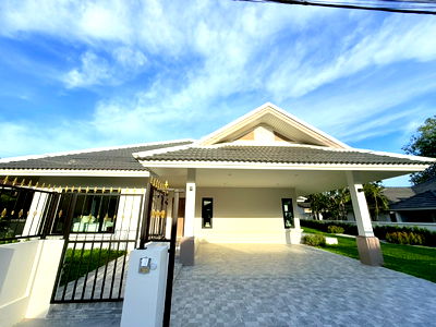 บ้านเดี่ยว ชลบุรี : ขาย บ้านเดี่ยว 110 ตารางวา บรรยากาศเงียบสงบ  ยูโรเปียน โฮม เพลส European Home Place  