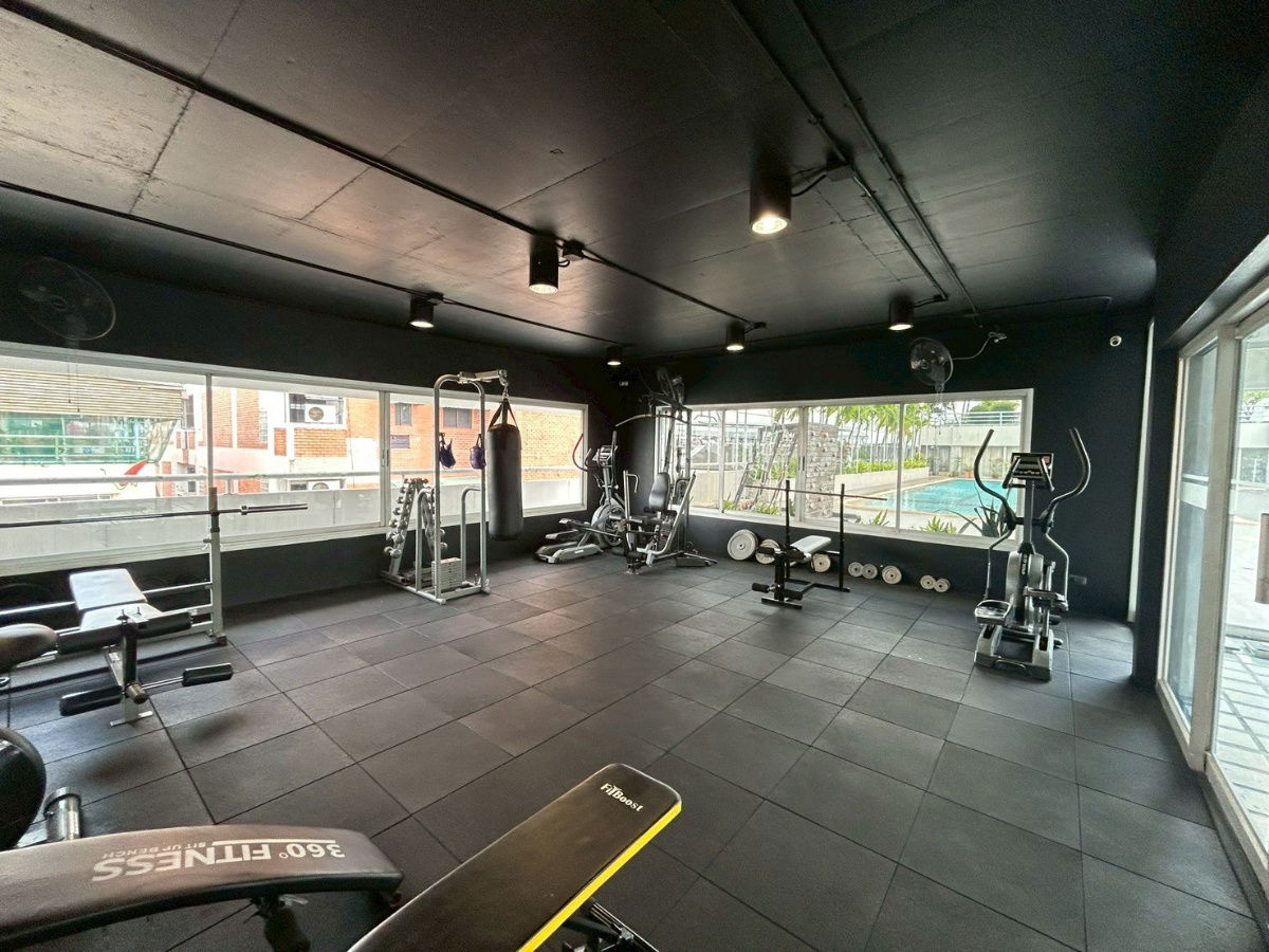 รูป คอนโด ป.ธนา ทาวเวอร์ ขายอาคารพาณิชย์ ชั้น 1 ทำเลดี ใกล้ MRT โชคชัย 4 - รูปที่ 12/12