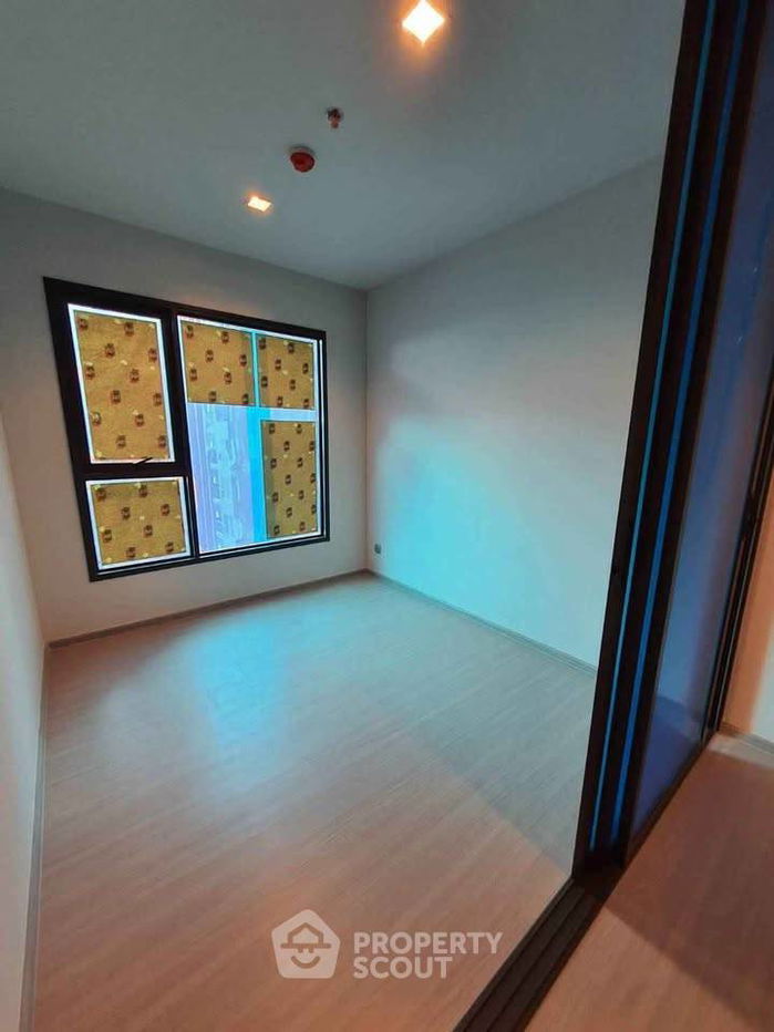 picture 1-BR Condo at Life Asoke - Rama 9 near MRT Phra Ram 9 (ID 2436360) - 4/10