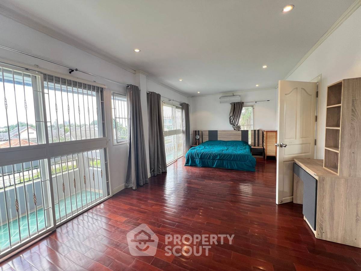 รูป บ้าน 3-ห้องนอน ที่ บ้านสวนสุวัฒนา เฟส 2 ใกล้ พัทยาตะวันออก (ID 2135345) - รูปที่ 8/16