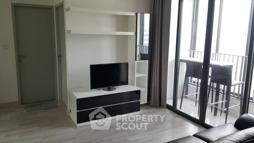 picture 2-BR Condo at Ideo Mobi Rama 9 near MRT Phra Ram 9 (ID 390667) - 2/7