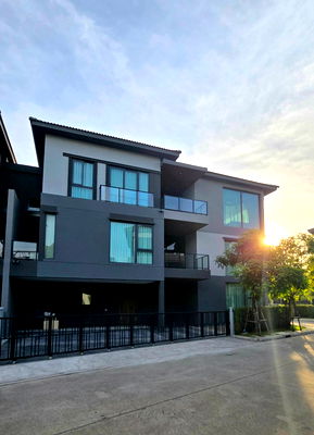 เช่าบ้านเดี่ยว เมกะ บางนา : 🏠 ให้เช่าบ้าน : Baan Klang Muang The Edition bangna - Wongwaen (บ้านกลางเมือง ดิ อิดิชั่น บางนา - วงแหวน)   รหัสทรัพย์ | 📌 LNP-H675