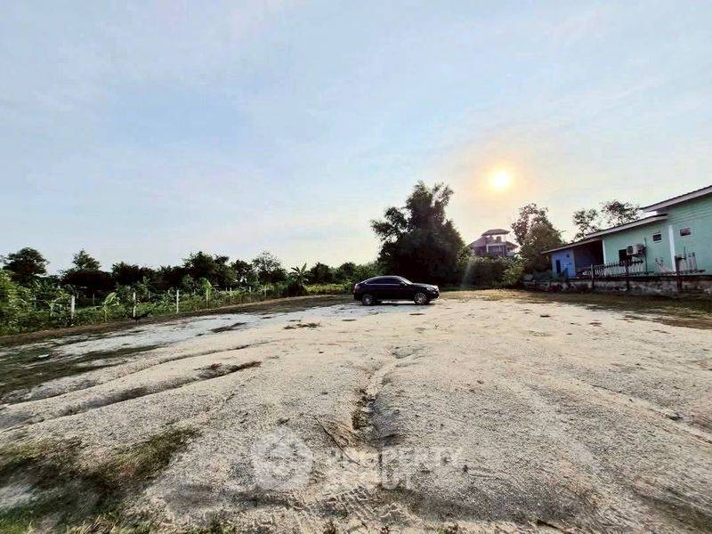 รูป ที่ดินสำหรับปล่อยขาย 800 ตารางเมตร แถว ใกล้ เมืองพัทยา (ID 2144477) - รูปที่ 2/4