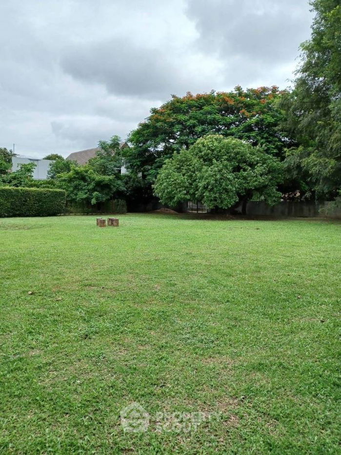 รูป ที่ดินสำหรับปล่อยขาย 1,024 ตารางเมตร แถว ใน สันผีเสื้อ (ID 2051289) - รูปที่ 2/4