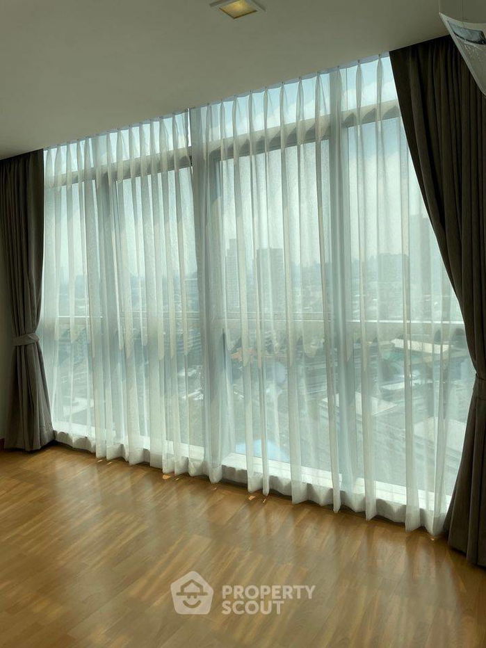 picture 2-BR Condo at Nusasiri Grand Condominium near BTS Ekkamai (ID 1567932) - 11/12