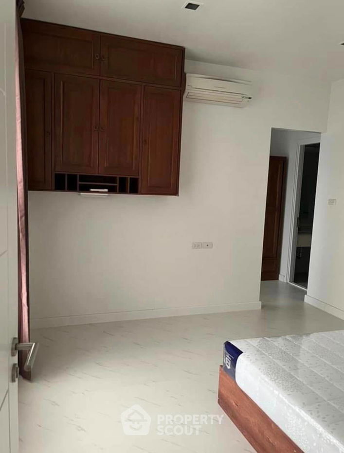 รูป คอนโด 2-ห้องนอน ที่ ไอวี่สาทร 10 ใกล้ BTS เซนต์หลุยส์ (ID 1411991) - รูปที่ 5/9