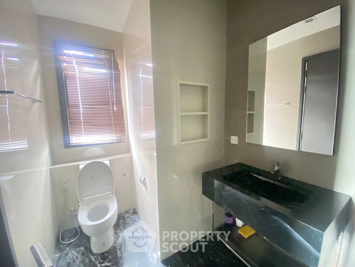 picture 1-BR Condo at The Edge Sukhumvit 23 near MRT Sukhumvit (ID 2455025) - 9/10