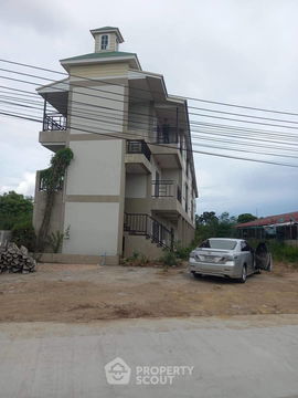 ที่ดินสำหรับปล่อยขาย 800 ตารางเมตร แถว ใกล้ ห้วยใหญ่ (ID 2155346)