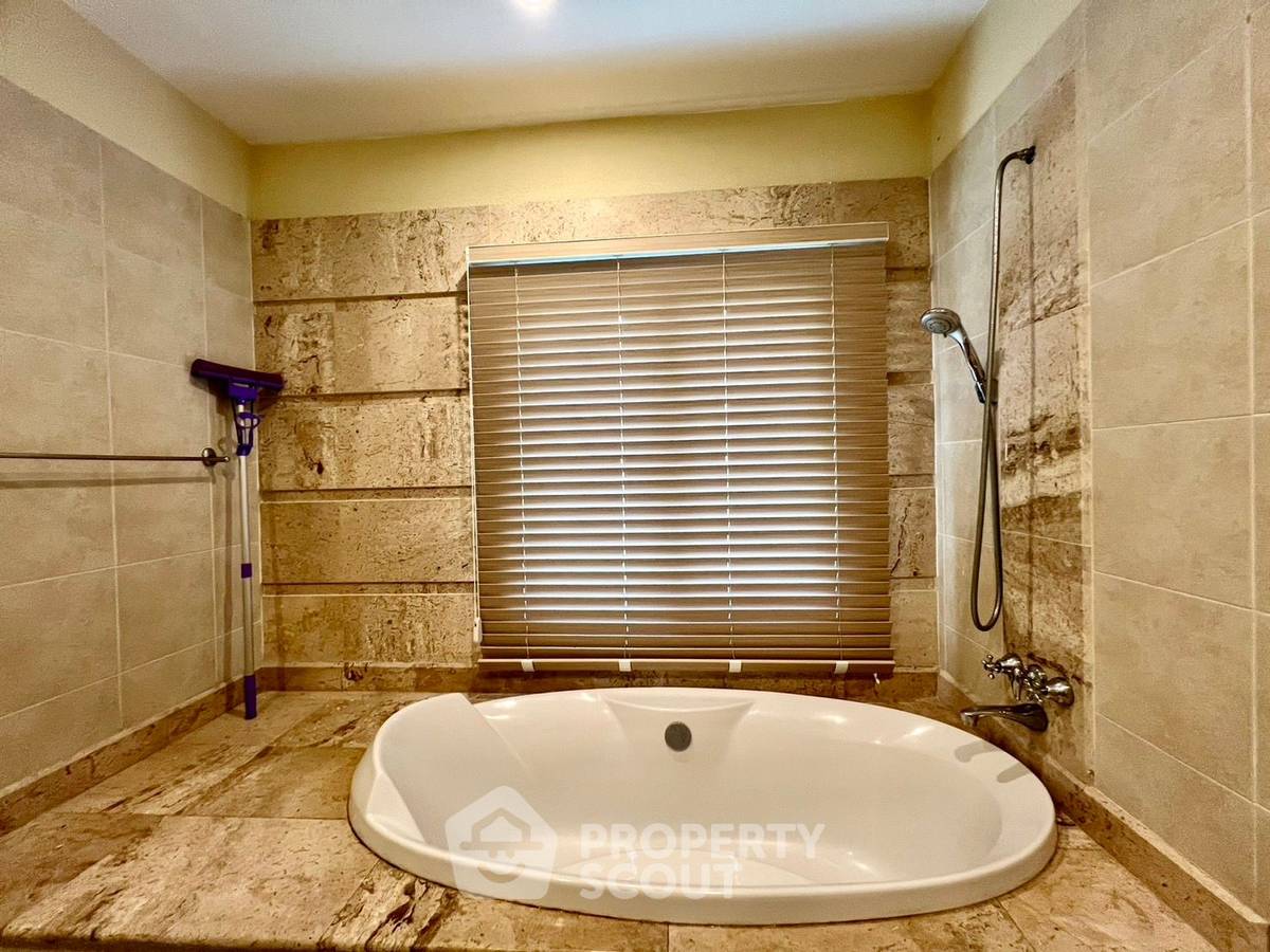 รูป บ้าน 3-ห้องนอน ที่ ซิลค์ โรด เพลส ใกล้ พัทยาตะวันออก (ID 1838228) - รูปที่ 33/39