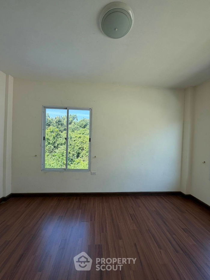 picture 2-BR Townhouse at Sansuk Town 2 close to Pattaya (ID 2457702) - 10/12