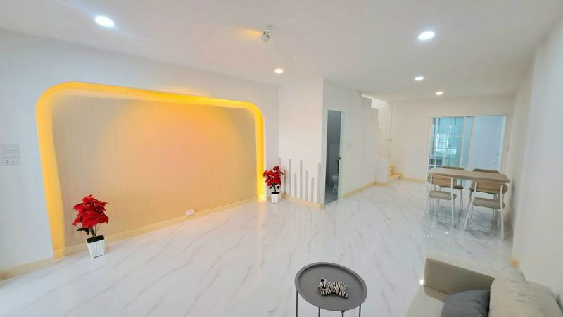 picture Townhouse for sale, Monwadi Village - Wat Lat Pla Duk, Land area 16 square wah, 3 bedrooms 2 bathrooms, Fully furnished - 2/19