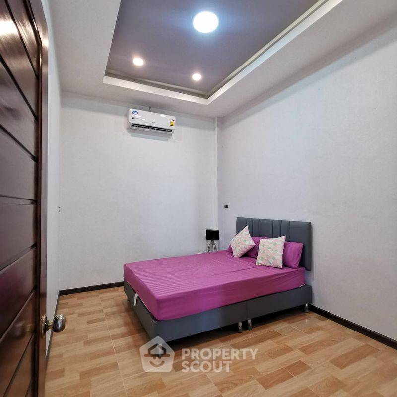 รูป วิลล่า 2-ห้องนอน ใน สัตหีบ (ID 2135634) - รูปที่ 13/16