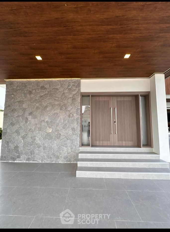 picture 7-BR Villa close to Huai Yai (ID 1866430) - 25/34
