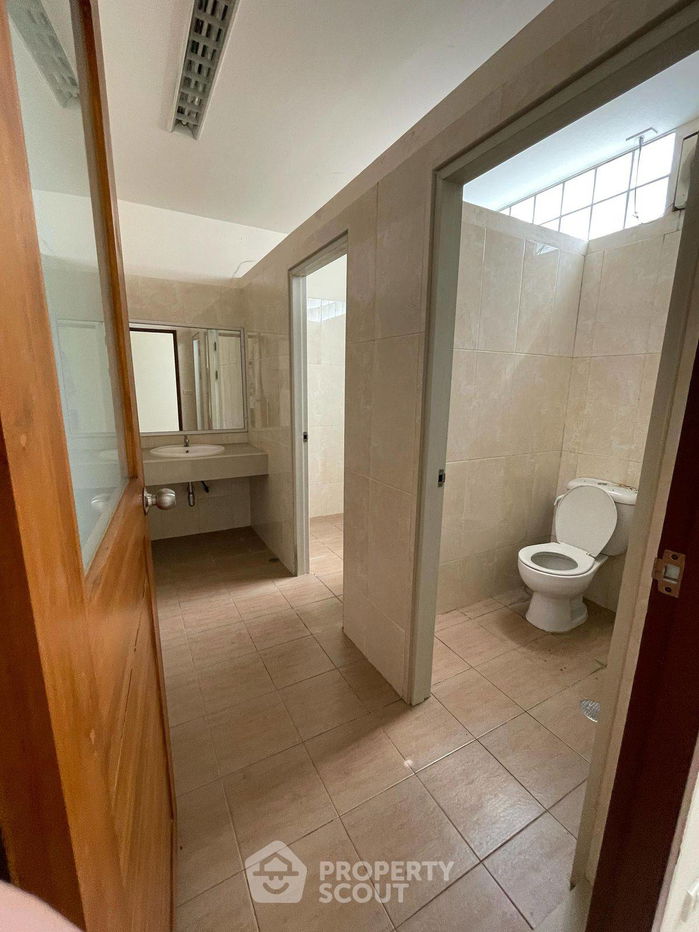 รูป ที่ดินสำหรับปล่อยขาย 1,708 ตารางเมตร แถว ใน คลองเกลือ (ID 2089483) - รูปที่ 13/17