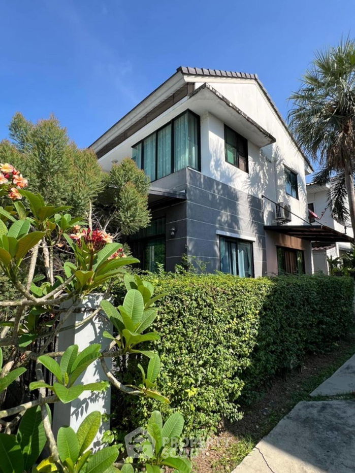 รูป ทาวน์เฮาท์ 3-ห้องนอน ใน มีนบุรี (ID 2030996) - รูปที่ 2/16