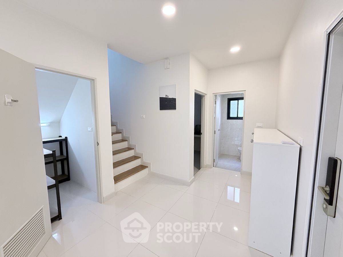 picture 3-BR House at Centro Bangna in Bang Kaeo (ID 2455624) - 19/24