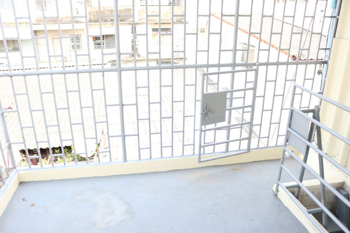 รูป ให้เช่าตึกแถว 5 ชั้น ซอยพระยาศรี แขวงวังบูรพาภิรมย์ เขตพระนคร 5 ชั้น 5 ห้องนอน 3 ห้องน้ำ แต่งสวยพร้อมอยู่ ใกล้ MRT สามยอด และ MRT สนามไชย - รูปที่ 4/7