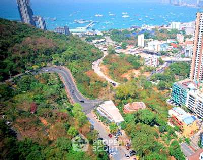 Land for sale Pattaya Night Bazaar : 850 m² Land for Sale close to Pattaya (ID 2093752)