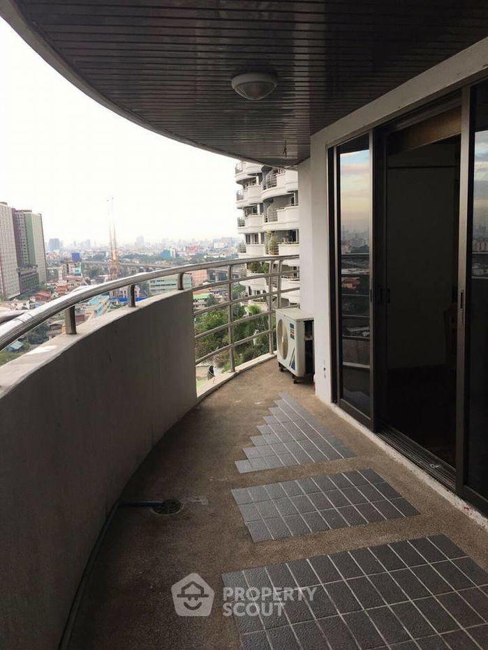 picture 3-BR Condo at Floraville Condominium near ARL Hua Mak (ID 1400072) - 12/18