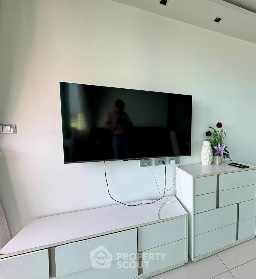 picture 1-BR Condo at Wongamat Tower Condominium close to Sanctuary of Truth (ID 2064919) - 7/12