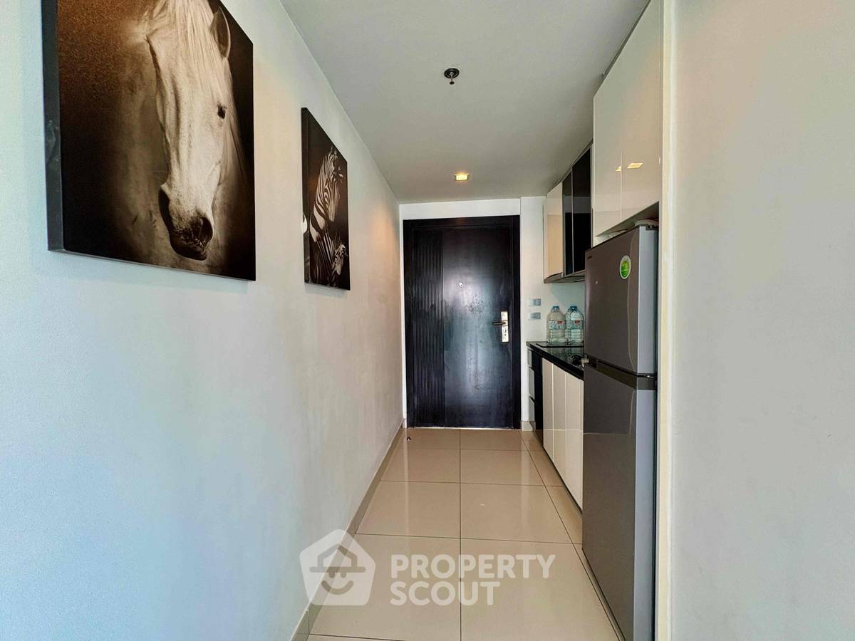 picture 1-BR Condo at Wongamat Tower Condominium close to Sanctuary of Truth (ID 2064919) - 8/12
