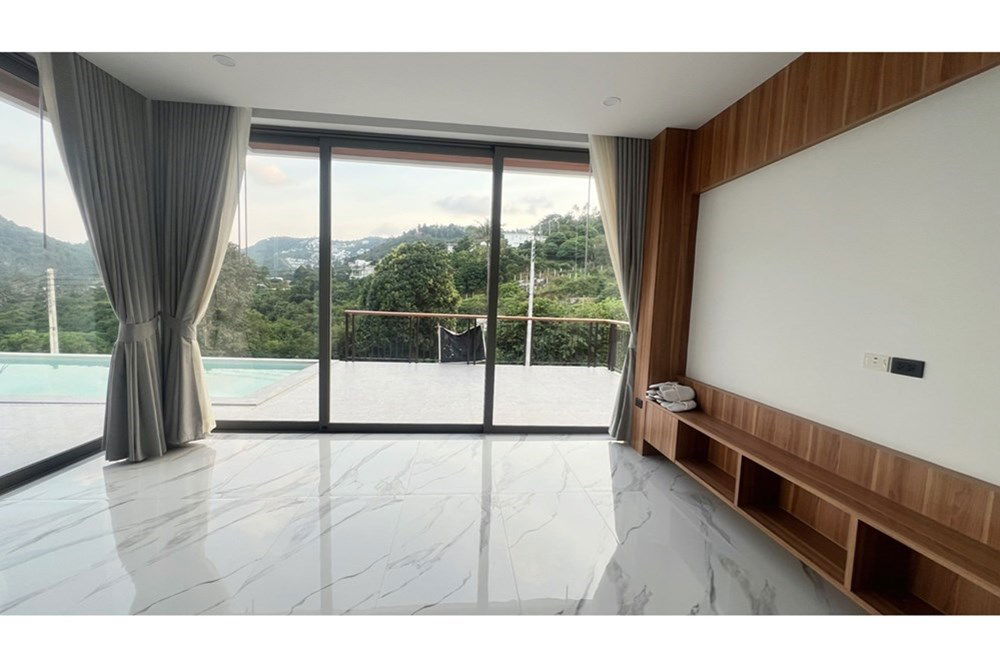 picture [920121030-221] 4 Bedrooms Luxury Seaview Villa in Chaweng - 19/58