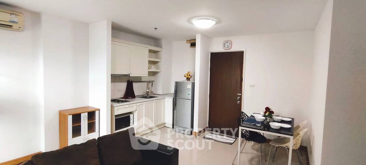 รูป คอนโด 1-ห้องนอน ที่ ไอวี่ ริเวอร์ ใน บางปะกอก (ID 2155825) - รูปที่ 3/5