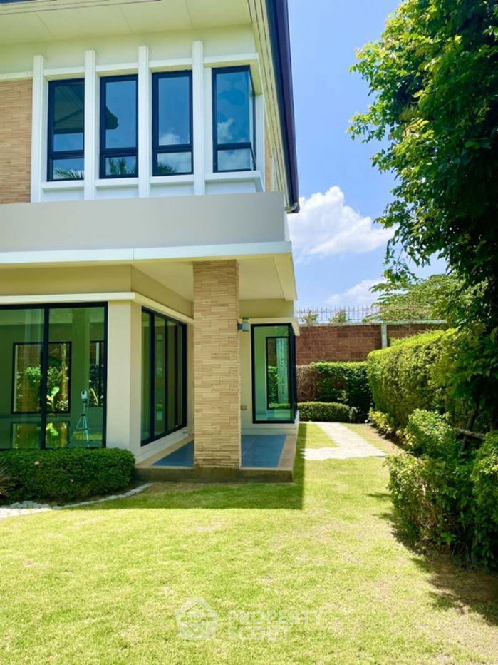 picture 4-BR House near MRT Bang Rak Noi Tha It (ID 1497366) - 25/26