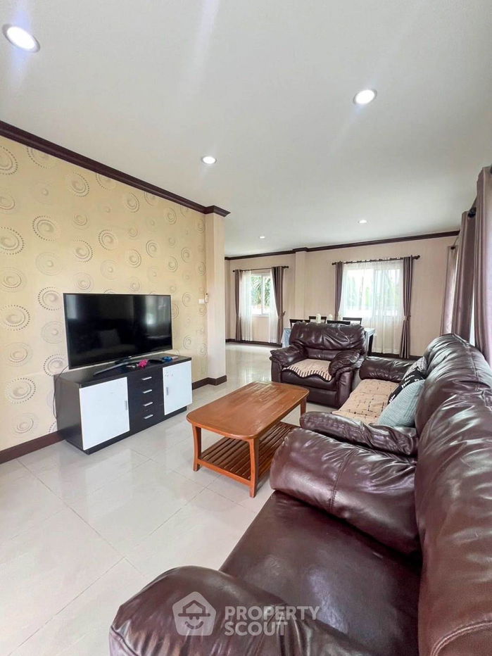 picture 3-BR Townhouse at The Urbana 1 in Nong Phueng (ID 2160227) - 5/12