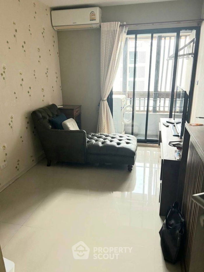 picture 1-BR Condo at L Loft Ratchada 19 near MRT Ratchadaphisek (ID 2038834) - 1/6