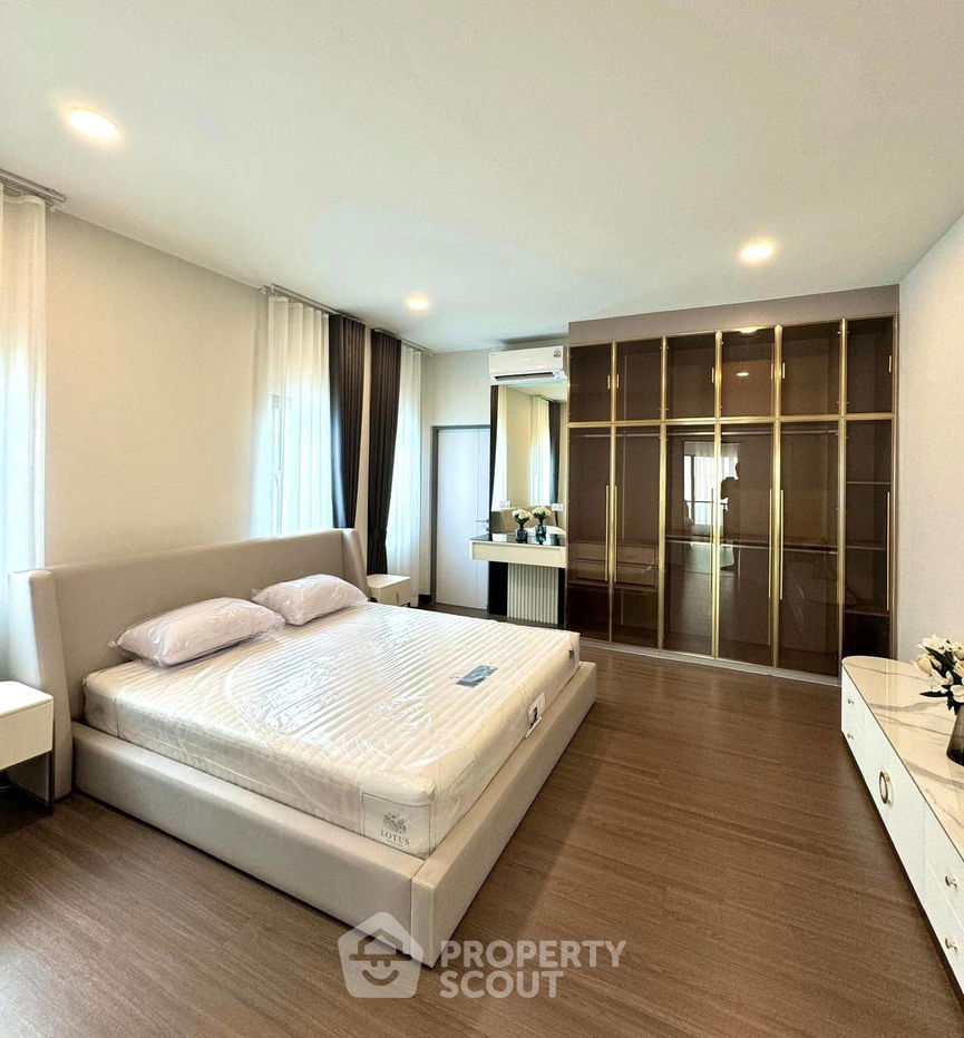 รูป บ้าน 4-ห้องนอน ที่ เดอะ ซิตี้ บางนา ใน บางแก้ว (ID 1726652) - รูปที่ 6/21