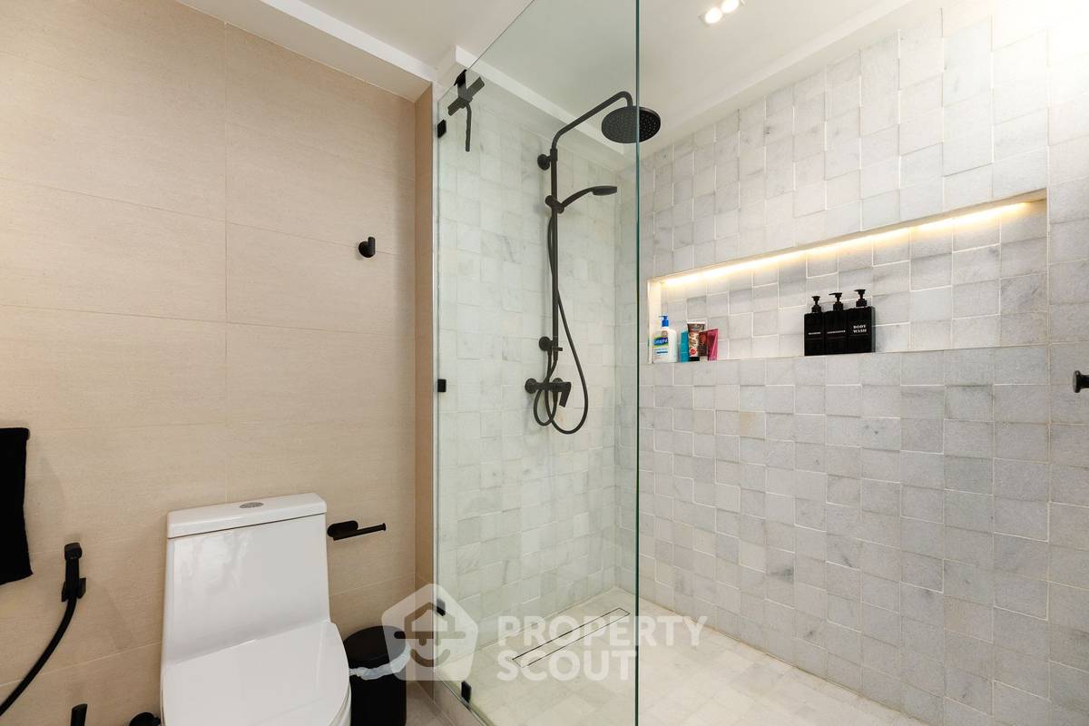 รูป คอนโด 5-ห้องนอน ที่ ดีเอส ทาวเวอร์ 1 ใกล้ BTS พร้อมพงษ์ (ID 1491574) - รูปที่ 18/36