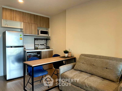 Condos for sale : 1-BR Condo at Denim Jatujak near MRT Chatuchak Park (ID 2110215)