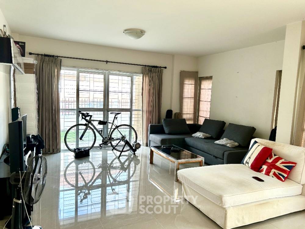 picture 3-BR House in Bang Mueang Mai (ID 1602450) - 2/12