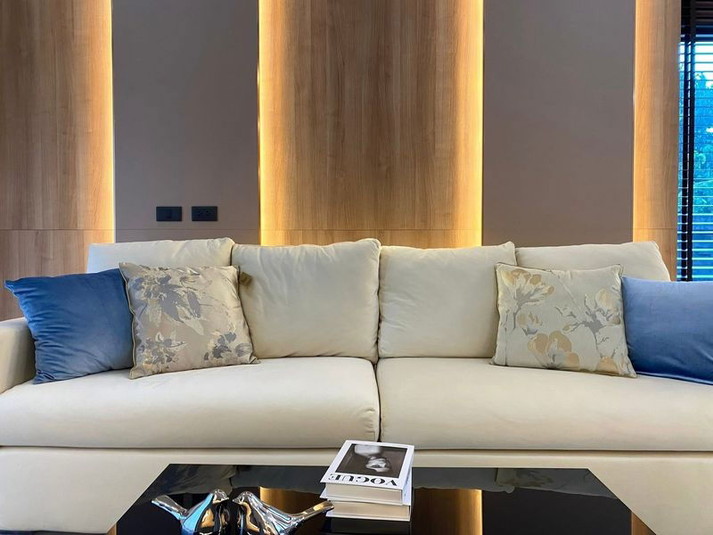 picture Beautiful house for sale in Pattaya, very luxurious, modern design, great location, near Jomtien Beach. - 5/19