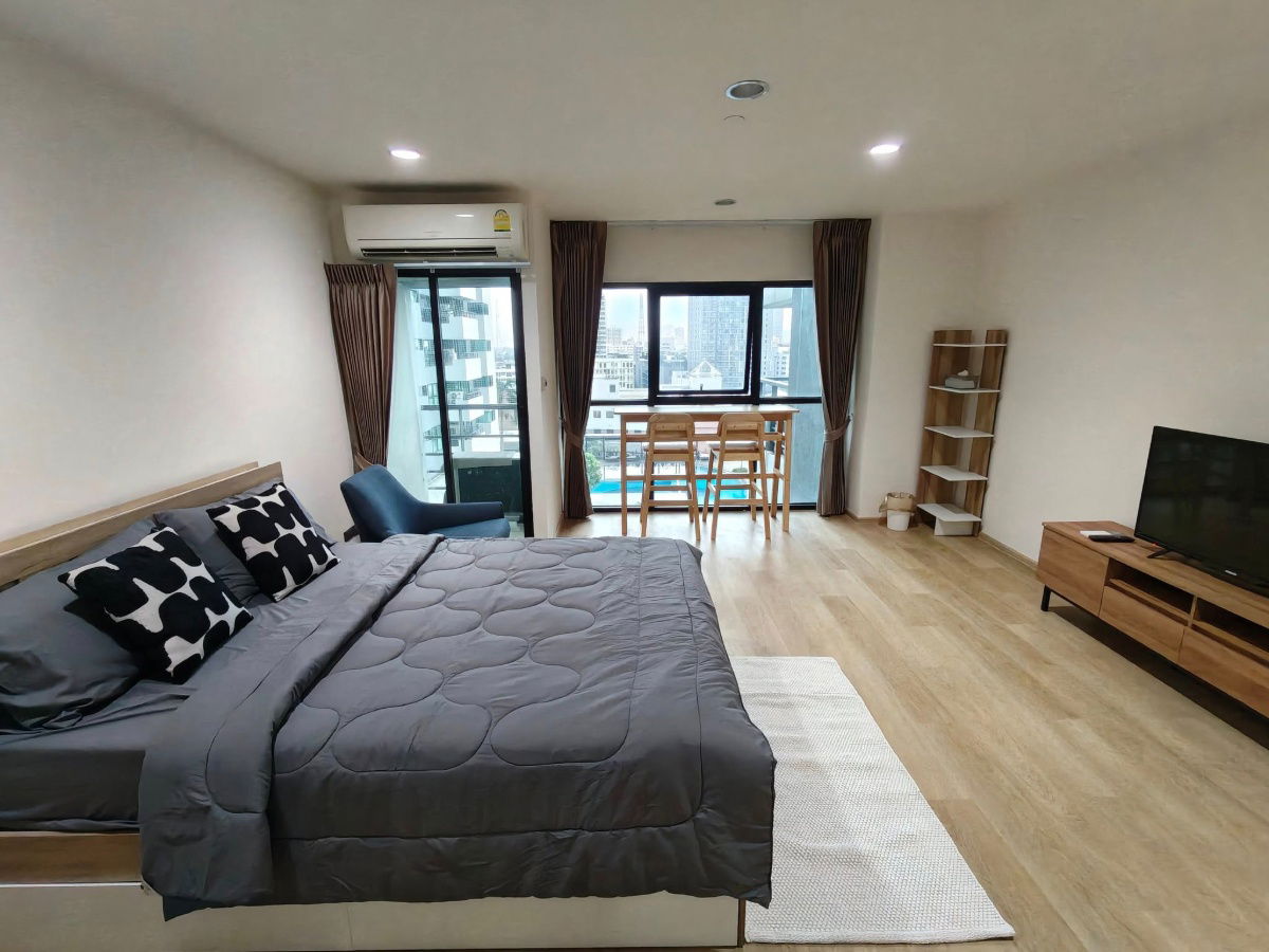 picture 🏢 For Rent | Sathorn Gardens 🚇 BTS Sala Daeng 💰 20,000 THB/month 📋 Code: RS3763 - 9/10