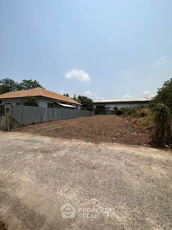 รูป ที่ดินสำหรับปล่อยขาย 444 ตารางเมตร แถว ใน คลองจั่น (ID 2429461) - รูปที่ 1/3