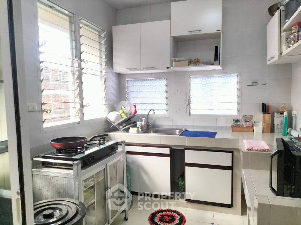 รูป บ้าน 3-ห้องนอน ที่ ปาริชาต สุวินทวงศ์ ใน ลำผักชี (ID 2150434) - รูปที่ 5/8