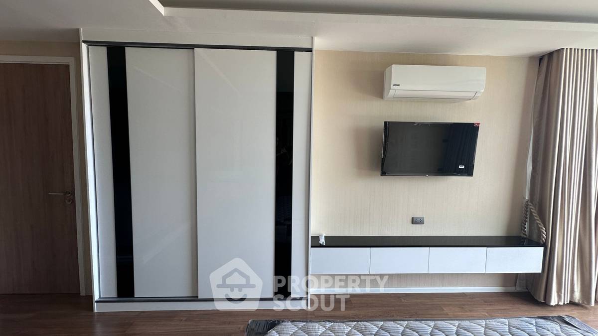 picture 1-BR Condo at The Star Hill Condo Chiangmai in Suthep (ID 2278071) - 12/17