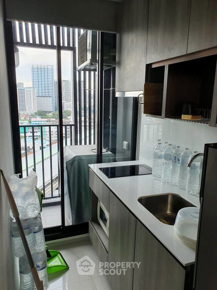 picture 1-BR Condo at Knightsbridge Prime Ratchayothin near BTS Ratchayothin (ID 2028258) - 7/11