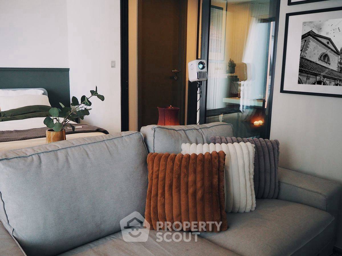 picture Studio Condo at Life Ladprao Valley near BTS Ha Yaek Lat Phrao (ID 2451870) - 8/19