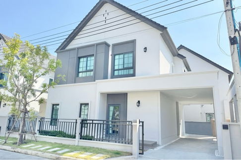 ให้เช่าบ้านเซนโทร บางนา (CENTRO BANGNA) ใกล้เมกา บางนา