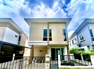 บ้านเดี่ยว พุทธมณฑล นครปฐม : 🏡 𝗛𝗢𝗨𝗦𝗘 𝗙𝗢𝗥 𝗦𝗔𝗟𝗘 | "บ้านเดี่ยว 2 ชั้น" Iconature Salaya – อิคอนเนเจอร์ ศาลายา ⚡️