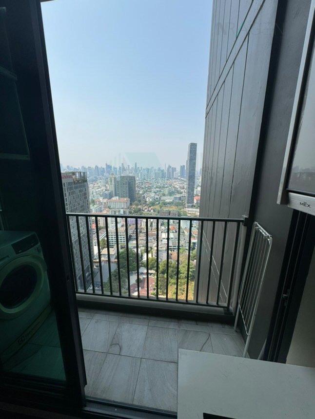 picture 🎉 For Rent Condo C EKKAMAI Building 1, Floor 34,1 bed room, Room size 30 sqm - 7/8